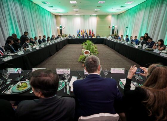 A manifestação pela mobilização, com destaque para os Estados Unidos, aconteceu junto à secretária do Tesouro dos EUA