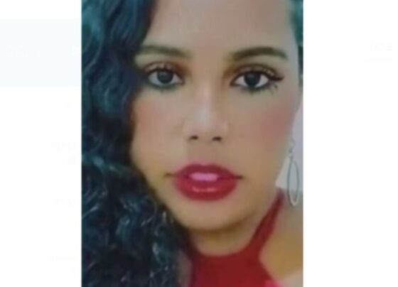 Jovem de 21 anos é morta a tiros durante assalto