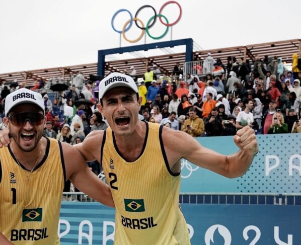 George Wanderley e André Stein garantiu a vitória na estreia do vôlei de praia masculino
