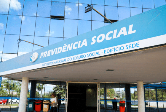 Greve do INSS está mantida após fracasso em negociações