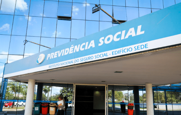 Greve do INSS está mantida após fracasso em negociações