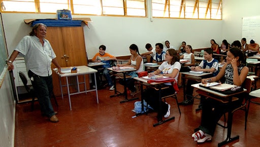 Professor, expedidor e mais: Vagas de emprego para Camaçari e Simões Filho nesta segunda