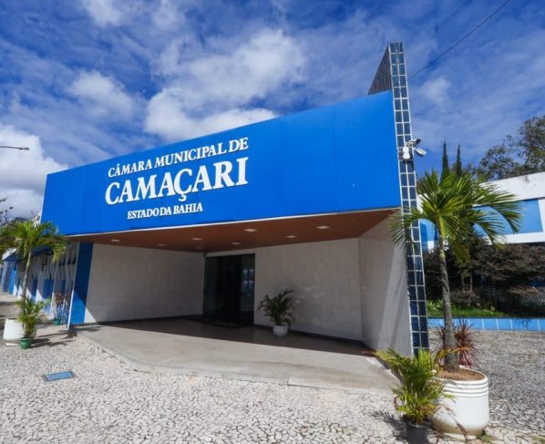 Câmara aprova aumento de número de vereadores de Camaçari
