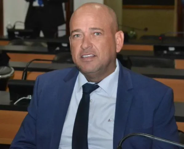 Binho Galinha se manifesta após desdobramento da 'El Patron'