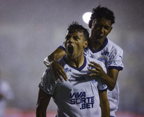 Lucho Rodríguez comemora gol em Confiança 1x4 Bahia - Jogo de ida da final da Copa do Nordeste