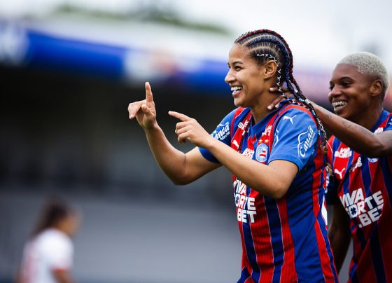 Cássia comemora gol em RB Bragantino 1(1)x(3)1 Bahia - quartas de final da Copa do Brasil feminina