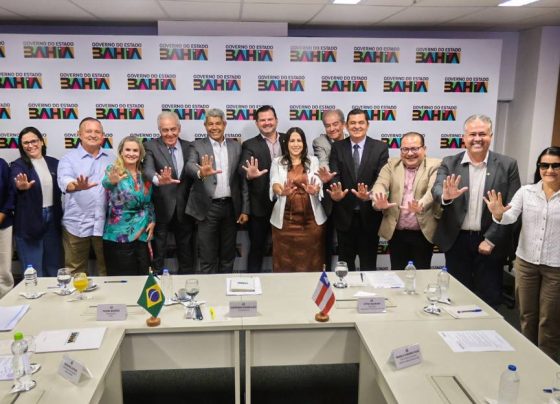 Reunião do governador aconteceu nesta quinta-feira (2). Foto: Divulgação