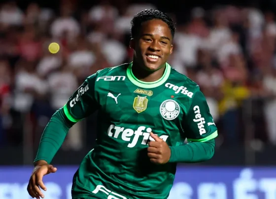Pai de Endrick comenta rumor de volta do filho ao Palmeiras:  “Teria que fazer uma proposta”