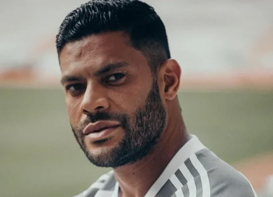 Após divergências sobre o futuro, Hulk comunica que não renovará com o Atlético-MG
