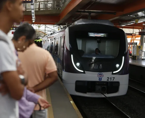 Metro R1 Metrô tem operação especial para estreia do Bahia no Baianão 2026 - R1