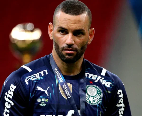 Negociação não avança, e Weverton segue no Palmeiras após contatos com o Bahia