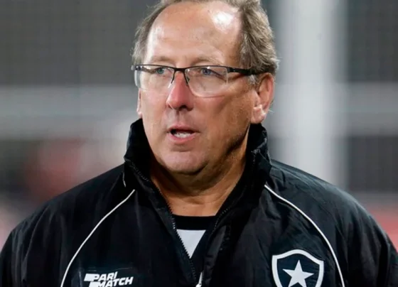 Dono do Botafogo, John Textor deixa comando da Eagle após ação de credora. Entenda!