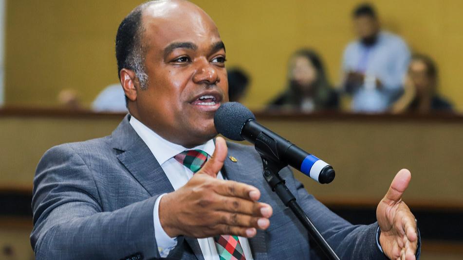Deputado Samuel Júnior (Republicanos). Foto: Divulgação/Agência ALBA