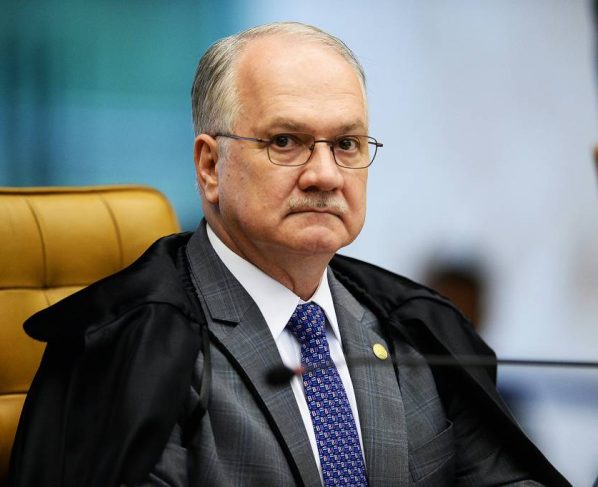 Fachin define julgamento sobre prorrogação da CPMI do INSS nesta quinta (26)