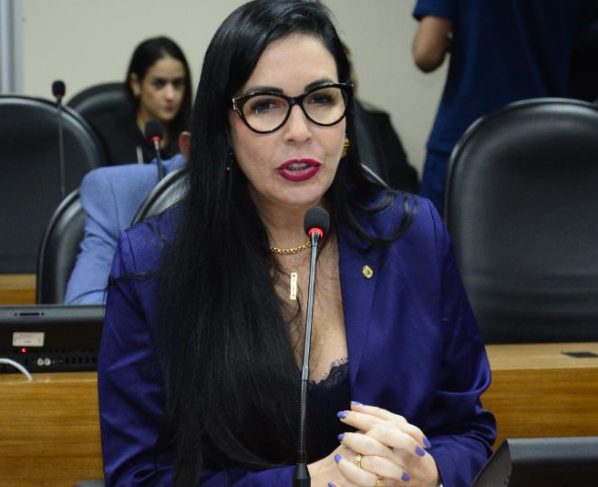 Deputada Ludmilla Fiscina. Foto: Agência ALBA/Divulgação