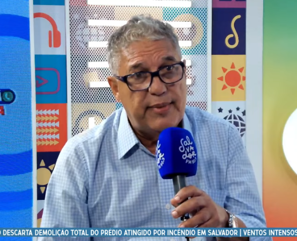 Deputado Rosemberg Pinto durante entrevista ao programa Ligação Direta