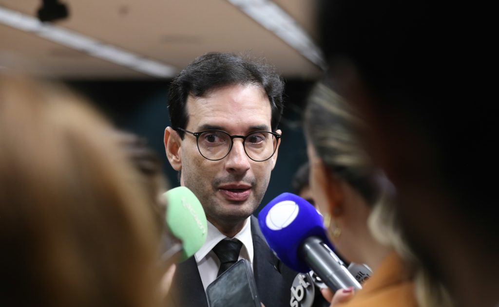 Deputado Leo Prates, relator das propostas. Foto: Kayo Magalhães/Câmara dos Deputados