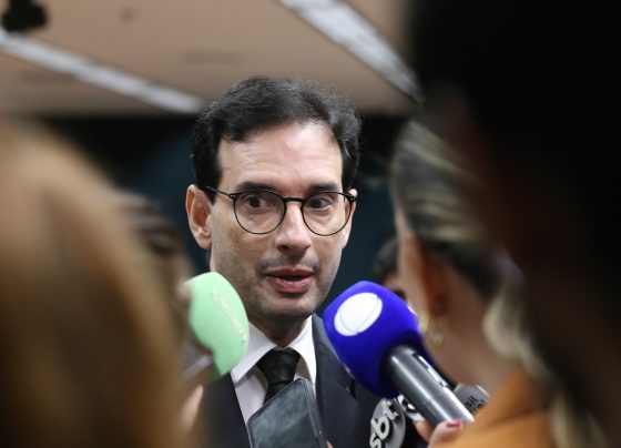 Deputado Leo Prates, relator das propostas. Foto: Kayo Magalhães/Câmara dos Deputados