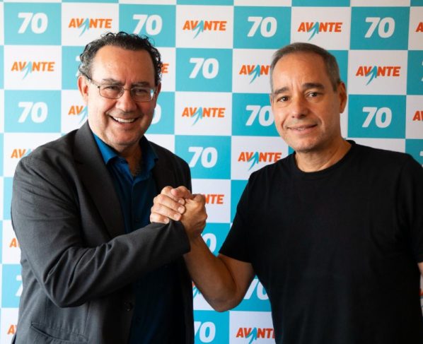 Augusto Cury e Luís Tibé, presidente nacional do Avante. Foto: Divulgação