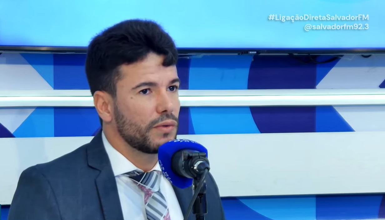 Advogado Michel Torres no programa Ligação Direta Imagem: YouTube/Salvador FM