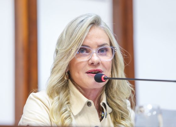 Presidente Ivana Bastos. Foto: Sandra Travassos/ALBA