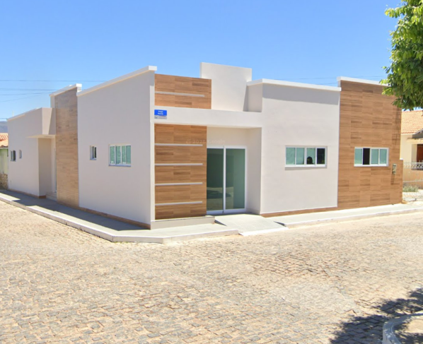 Prefeitura de Candiba. Imagem: Google Street View/Reprodução