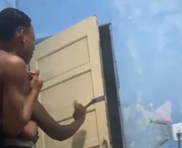 Jovem com mãe refém em Valéria