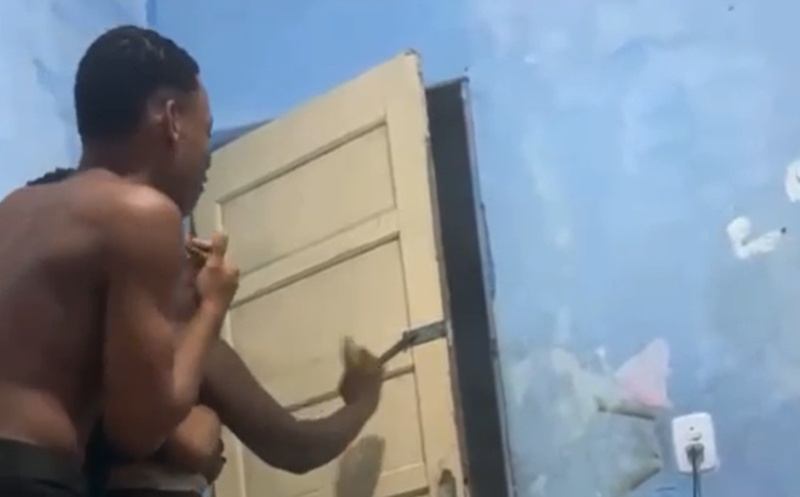 Jovem com mãe refém em Valéria
