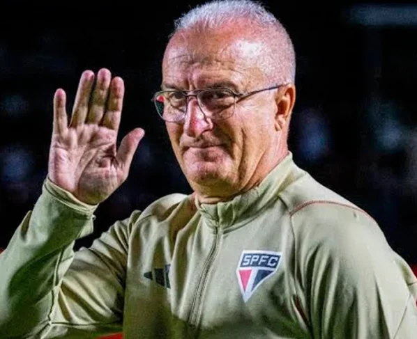 São Paulo prioriza retorno de Dorival Jr. após demissão de Roger Machado