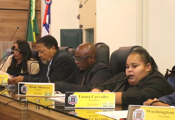 Vereadora Luana Carvalho é autora da moção que cobra explicações para a morte do colega legislador