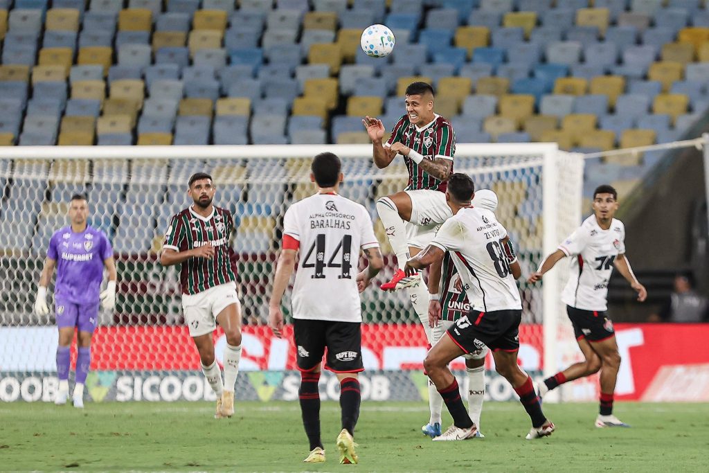 Partida entre Fluminense e Vitória no Maracanã. Foto: Lucas Merçon/Fluminense F.C./Divulgação