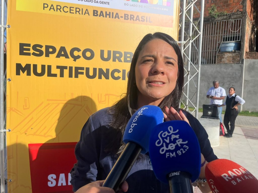 ”Quem faz mais por Salvador é o governo do Estado”, destaca secretária de Educação