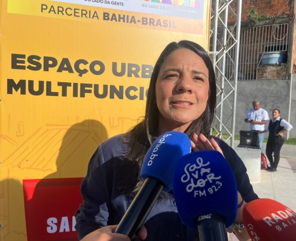 ”Quem faz mais por Salvador é o governo do Estado”, destaca secretária de Educação