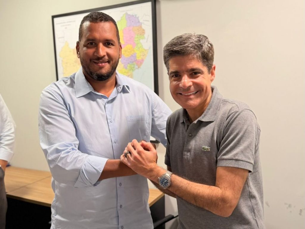 Ex-prefeito Tiago Dias e ACM Neto. Foto: Reprodução/@tiagodiasoficial