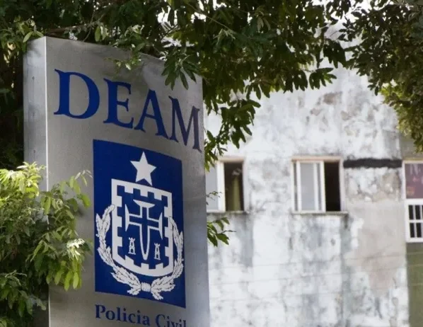 Polícia investiga denúncia de estupro de aluna do CPM