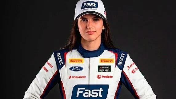 Antonella Bassani estreia na NASCAR Brasil pela Full Time Sports