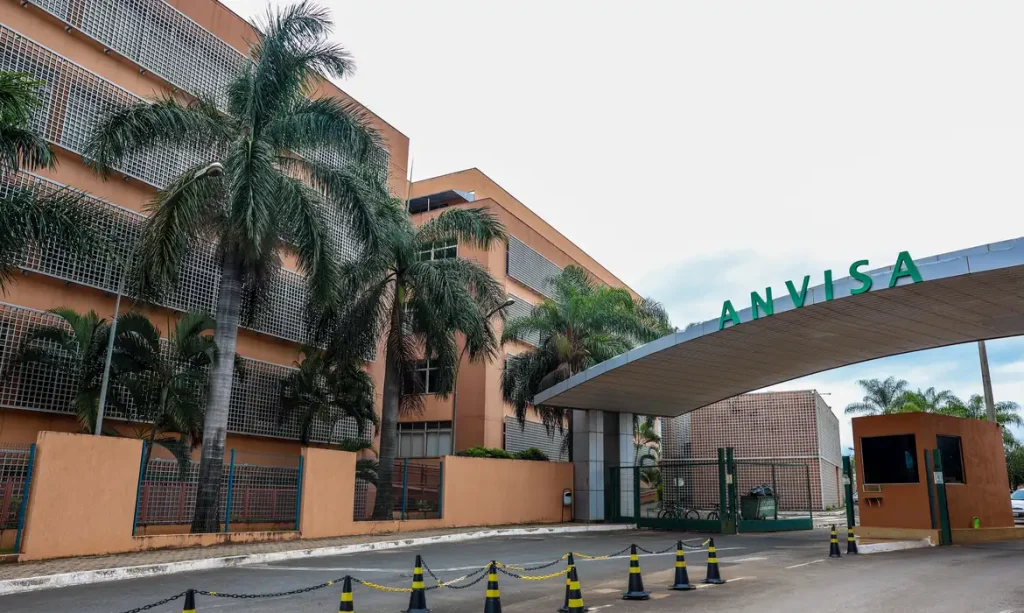 Anvisa proíbe insulina e tirzepatida vendidas de forma irregular