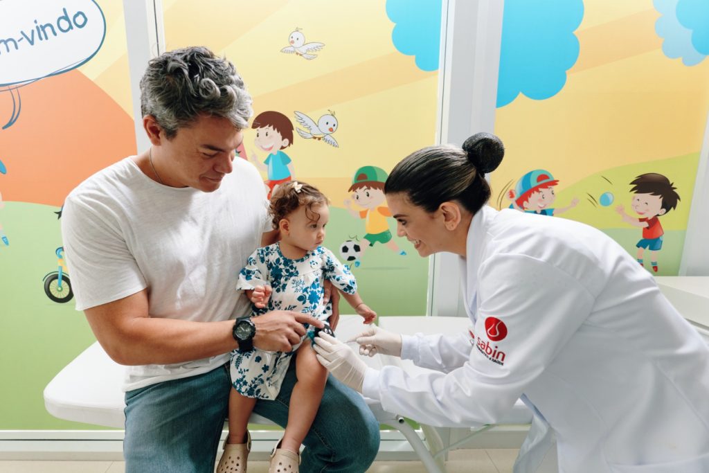 Meningite: Bahia já registra 305 casos em 2026; veja sintomas e como prevenir