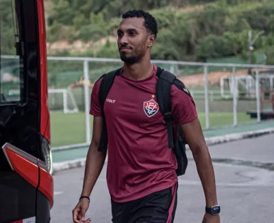 A pedido de Carpini, Fortaleza fecha contratação de Lucas Braga