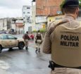 Autor de homicídios tenta subornar policiais, mas acaba preso em