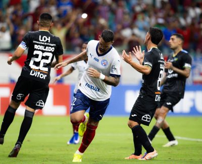 Bahia abre placar aos 30 segundos, mas perde nos pênaltis