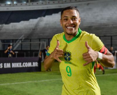 Com gol de Vitor Roque, Brasil vence México em amistoso