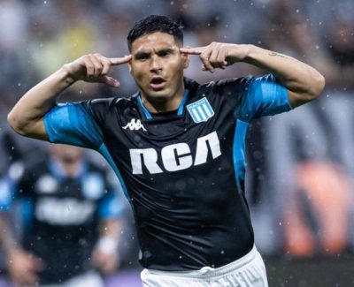 Gol do Racing contra o Corinthians é destaque em jornal