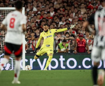 Herói na Argentina, Everson reage à classificação do Atlético-MG na
