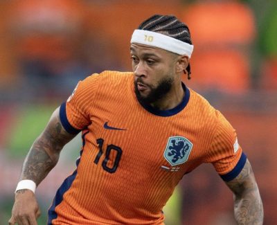 Memphis Depay faz contraproposta ao Corinthians, que prepara nova oferta