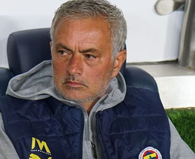 Morando em hotel, Mourinho já gastou mais de R$ 1