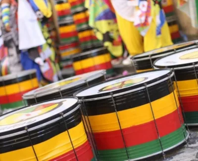 Olodum e Ilê Aiyê se apresentam em festival no Pelourinho