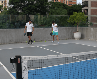 Pickleball: conheça o esporte que conquistou as celebs e já