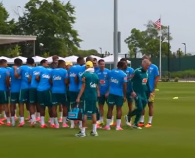 VÍDEO: Ancelotti passa por trote de aniversário durante treino da